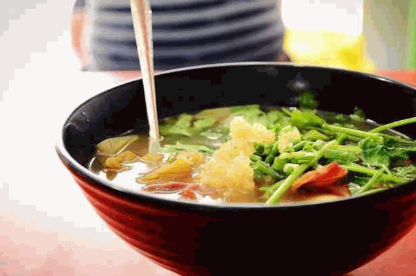 孙新平骨汤麻辣烫